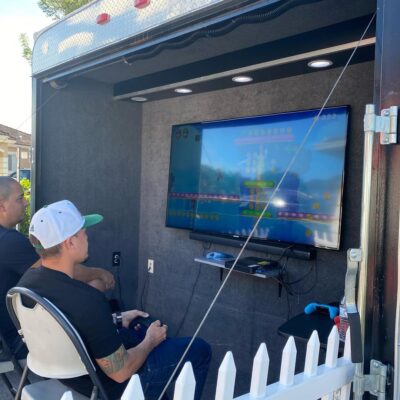 Standard Video Game Truck - Image 2