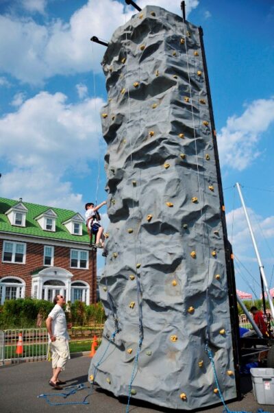 Mobile Rock Wall